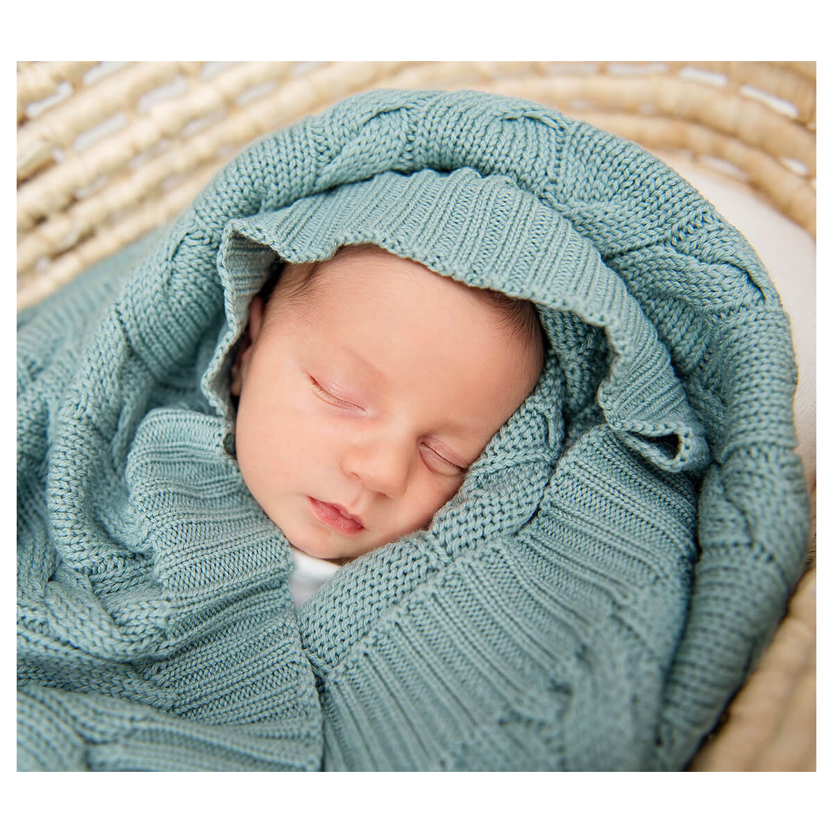 metalna mint pletena merino volnena odeja 80x100 cm lullalove 7