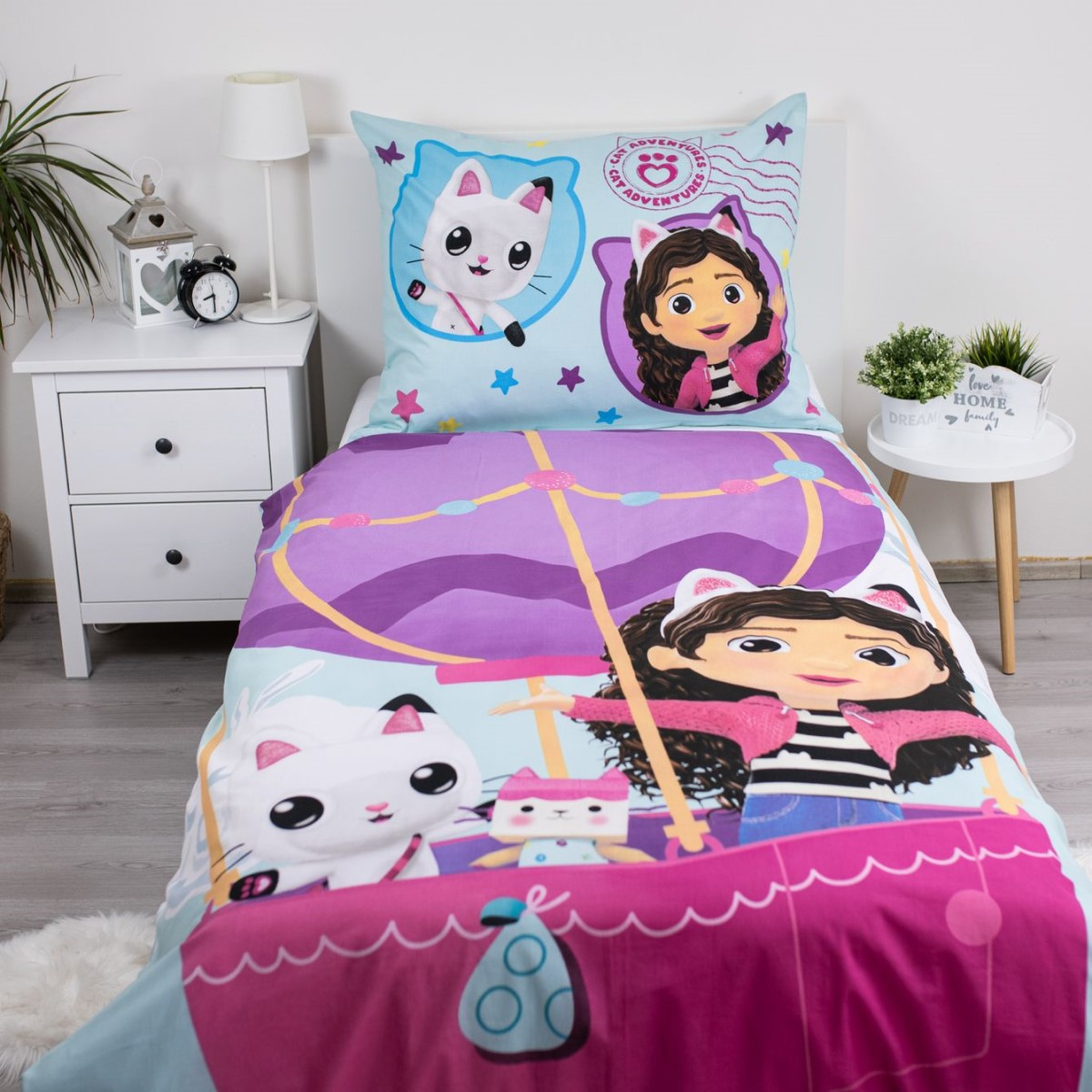 Svetlo modra 2-delna posteljnina GABBY'S DOLLHOUSE Balon, 140x200 cm-1